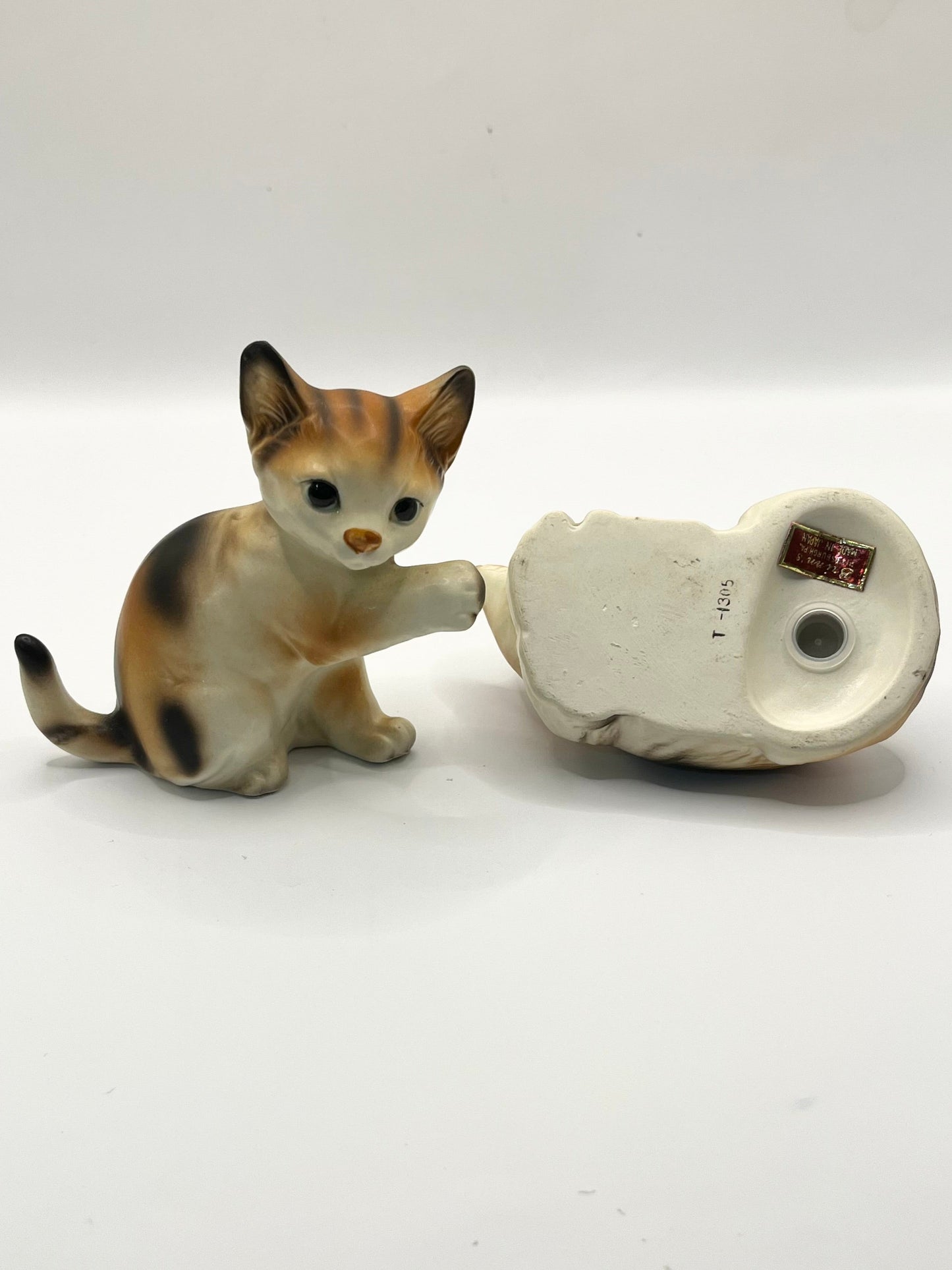 Brinn's  Pittsburgh Playful Kittens Salt & Pepper Shakers made in Japan