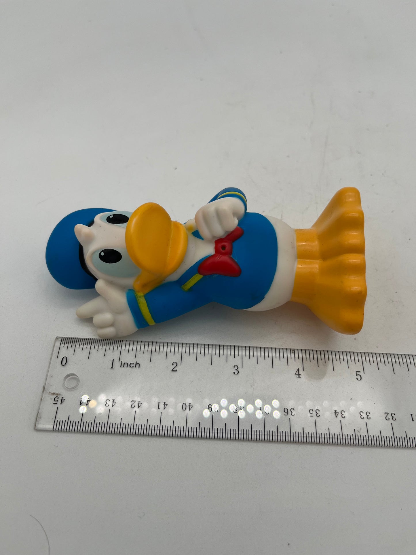 Disney Junior Donald Duck Water Squirter