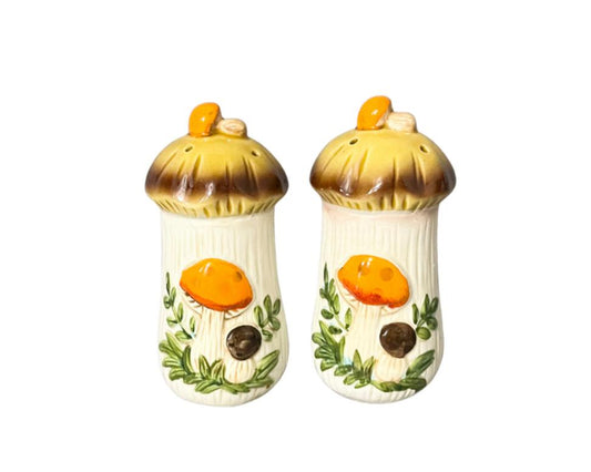 Vtg Merry Mushroom Sears Roebuck Salt and Pepper Shakers, Ceramic