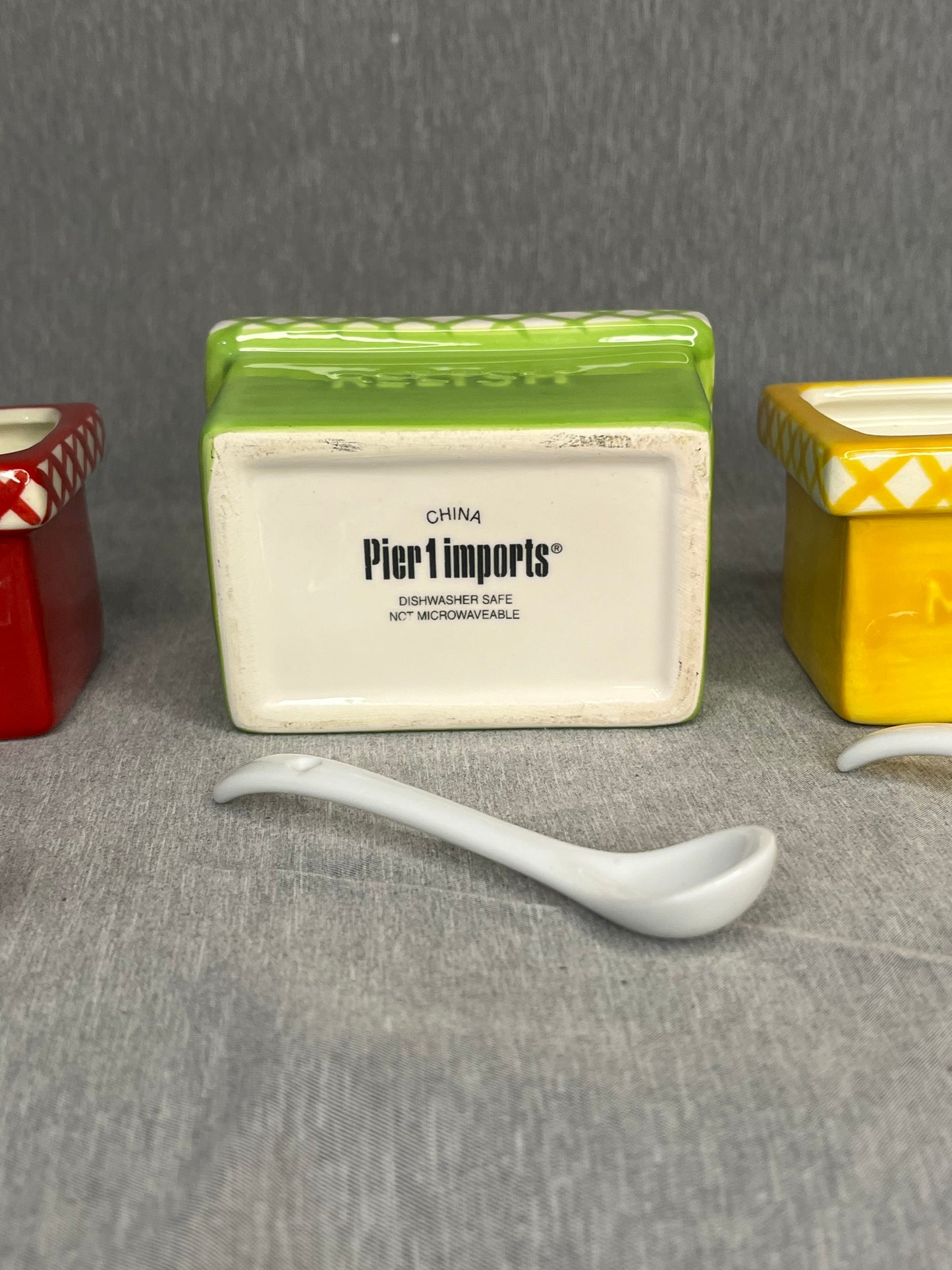 Pier 1 Imports Thrill of The Grill Condiment Containers