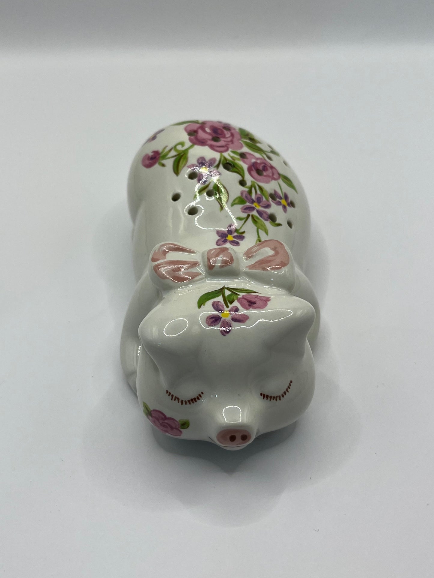 Ceramarte Brazil Porcelain Potpourri Sleeping Pig Sachet 1978 Avon