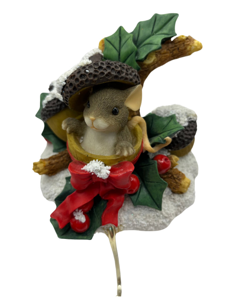 Charming Tails “Holly Day Dreams” Fitz and Floyd Stocking Holder