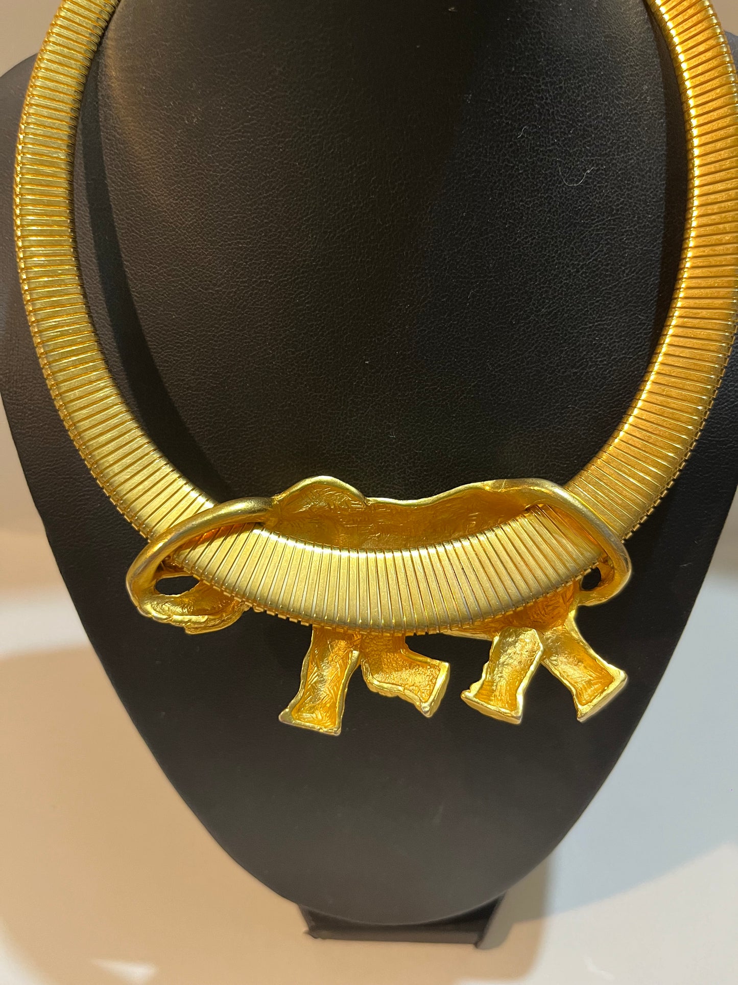 1995 Doreen Ryan Oversized
Gold Elephant Choker
Necklace