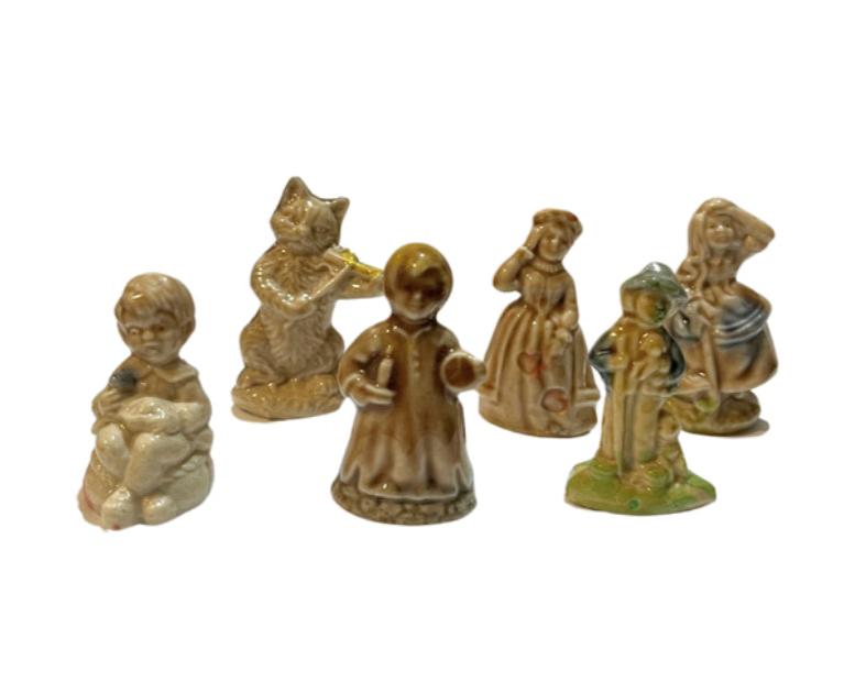 Wades Whimsie Nursery Rhyme Characters Figurines Set of 6 Glazed Porcelain